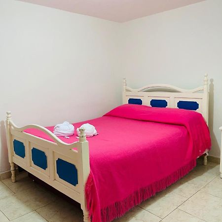 Vivienda Turistica El Zocalo Apartment Guatape Exterior photo