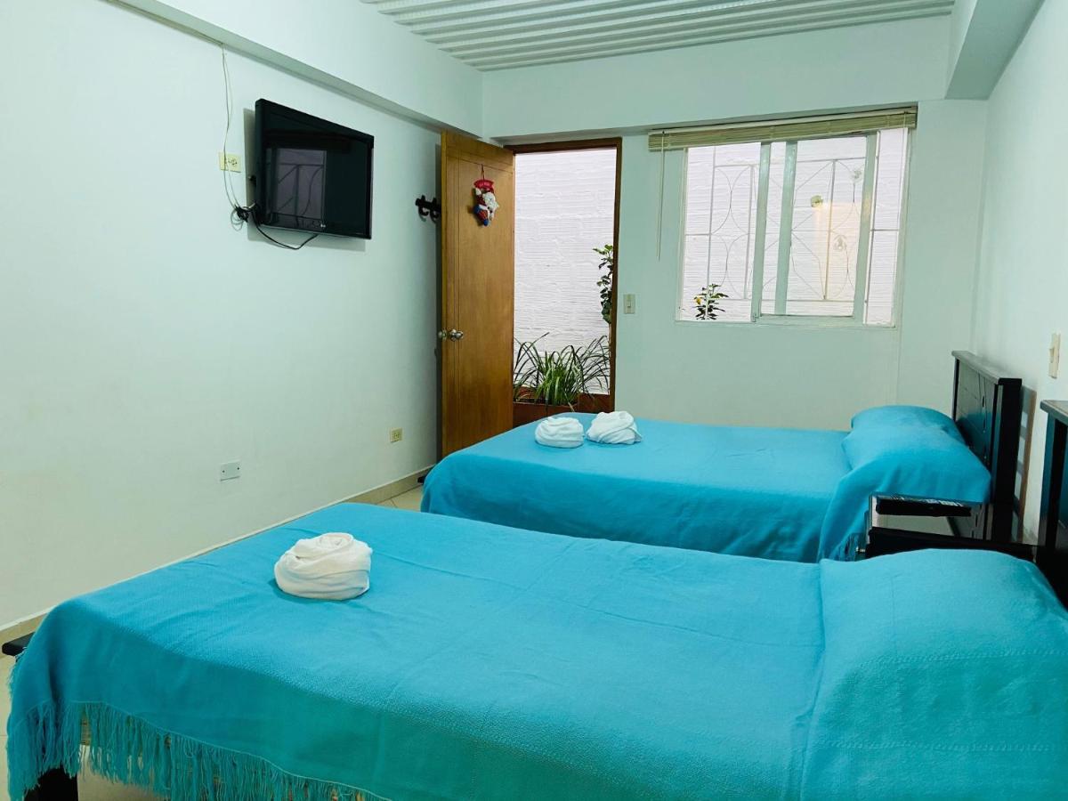 Vivienda Turistica El Zocalo Apartment Guatape Exterior photo